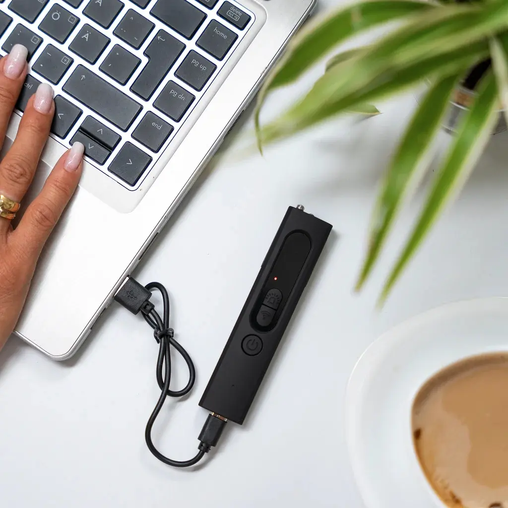Hidden Camera and Bug Detector – Combines RF signal, GPS tracker, and spy camera detection capabilities with adjustable sensitivity.
